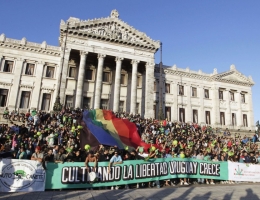 Uruguay e Messico: cosa fare per combattere la droga