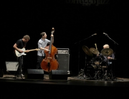 Jazz danese: JAKOB BRO Trio